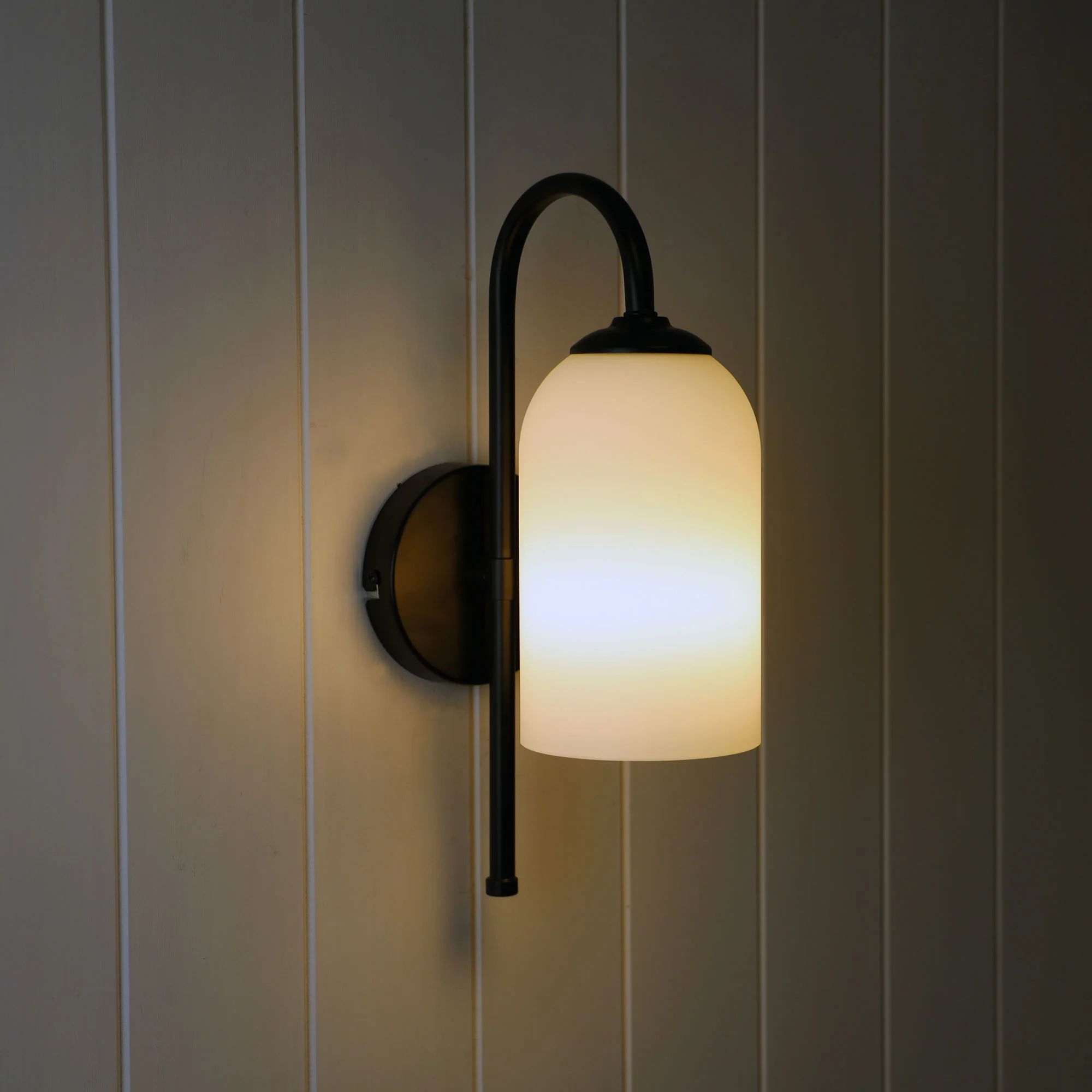 Arlington Wall Light Black / White - Image 3