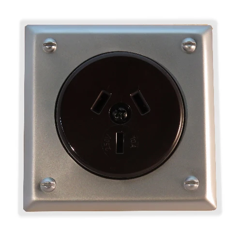 Classic 10 Series Single Power Point Outlet In Brown - Image 6
