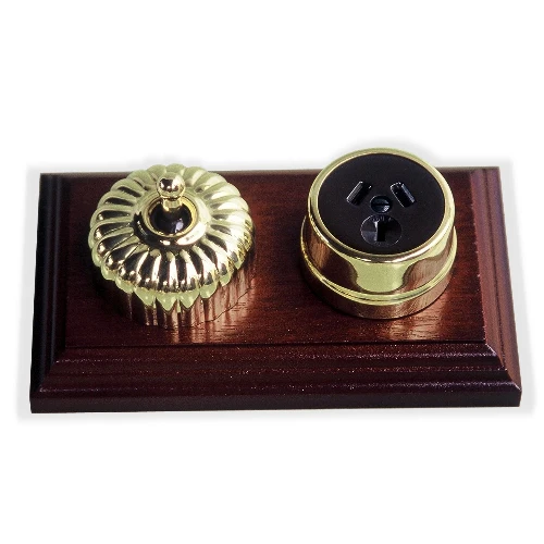 Classic 45 Series Plate With RJ45 CAT6 Data Outlet With Fluted Deep Covers - Image 3
