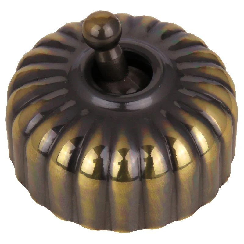 Classic 45 Series 10a Toggle Switch With Fluted Deep Covers - Image 3