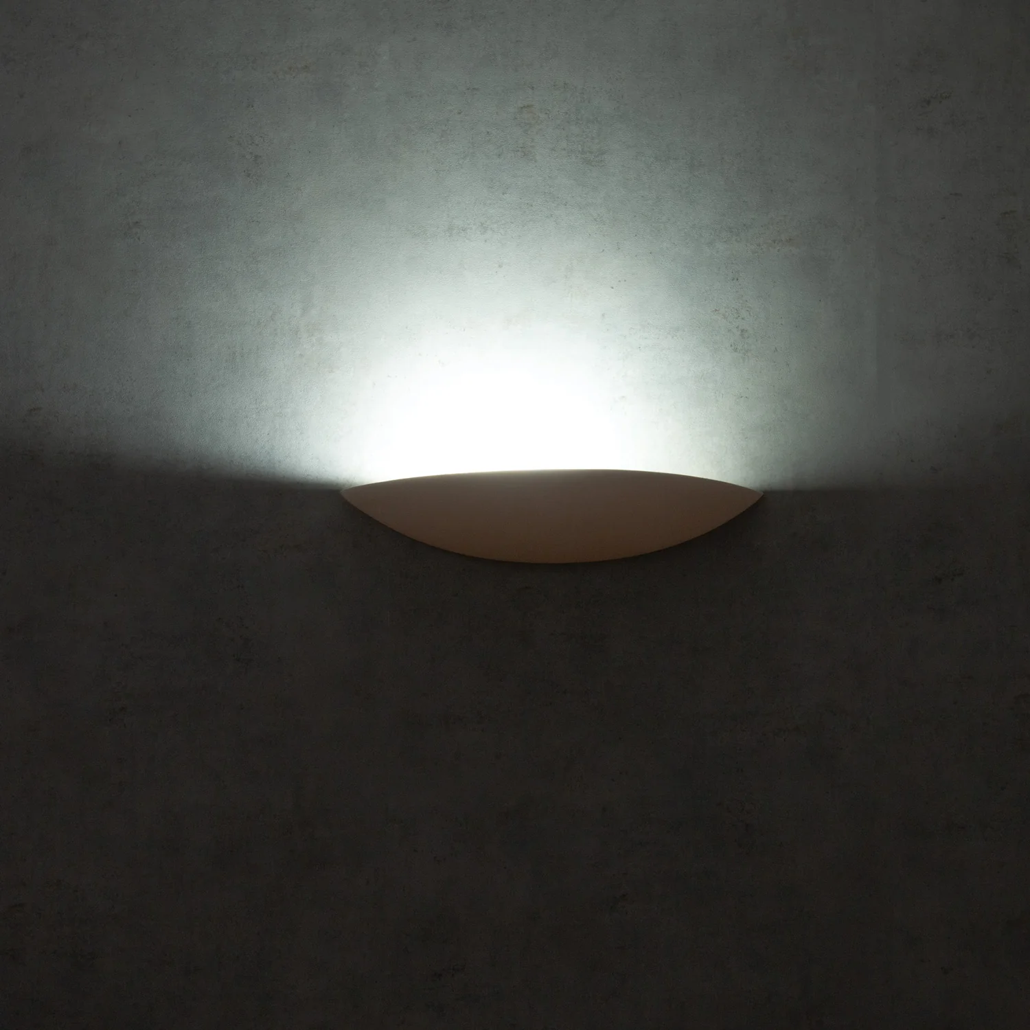 DOMUS - Small Ceramic Dish Shaped Wall Light - Image 4