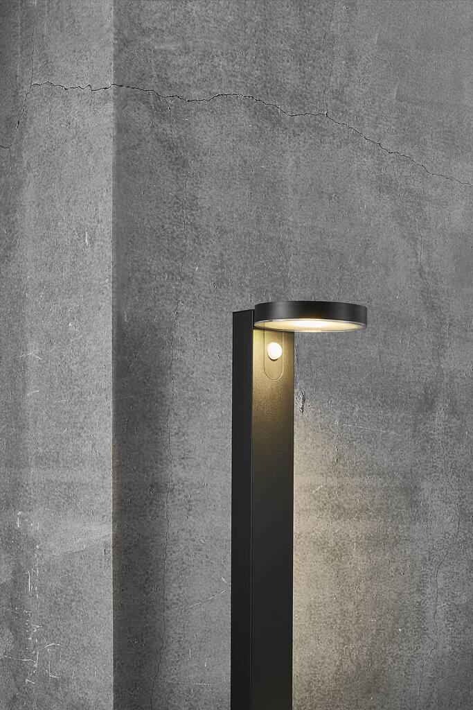 Rica Round Solar Powered Pole Light - Image 6