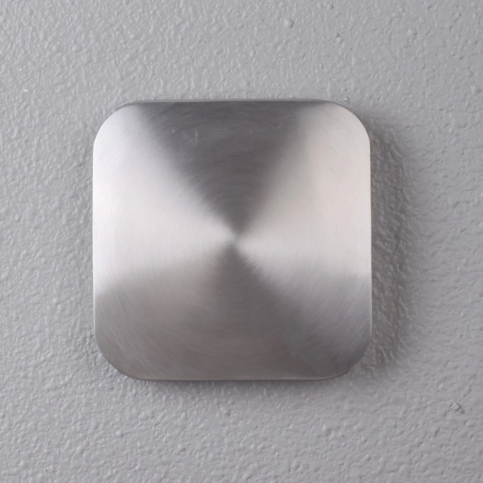 VOX - Surface Mounted Up/Down Wall Light - Image 2
